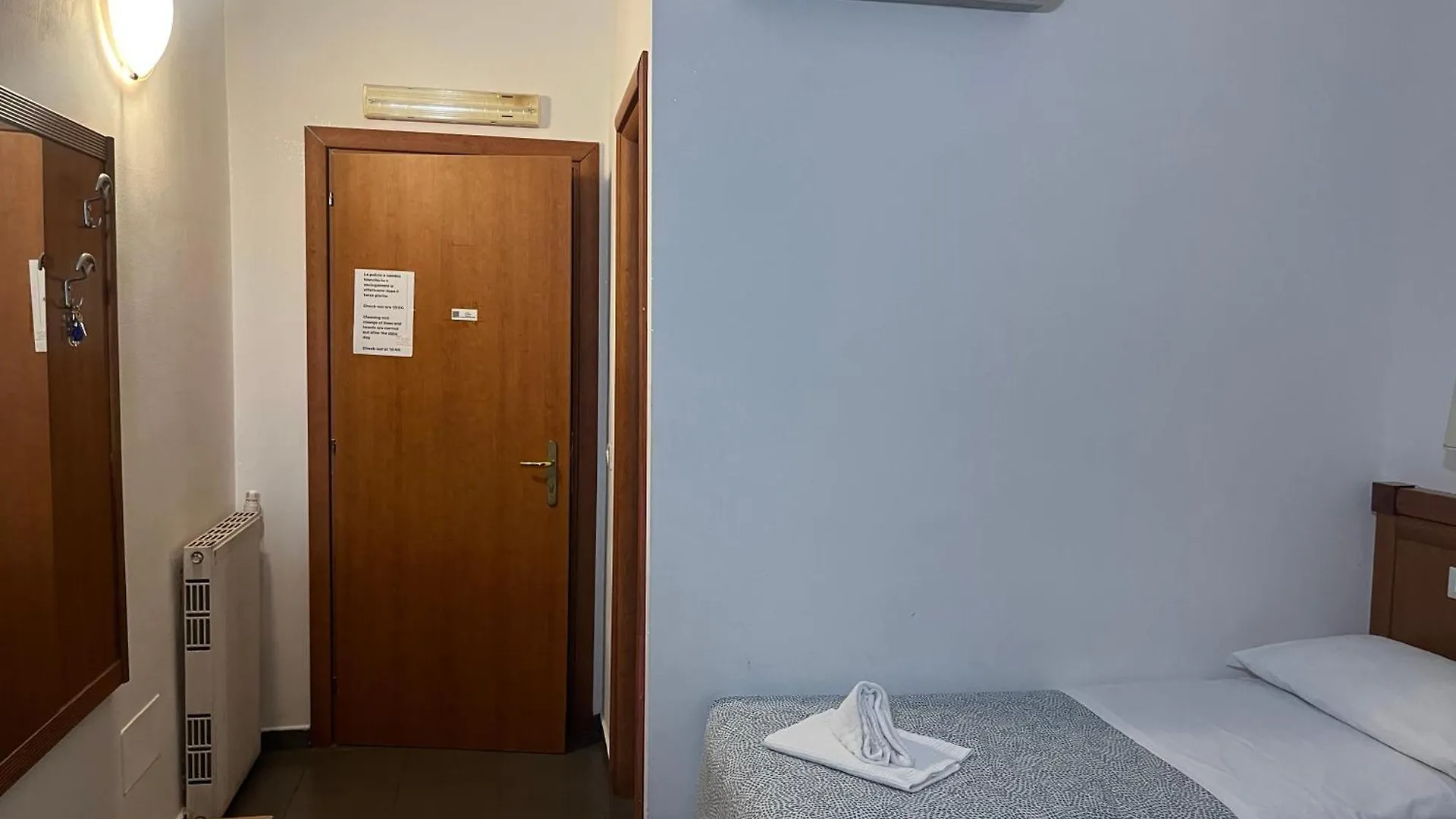 La Casa Di Raffy Hotel Rome Guest house